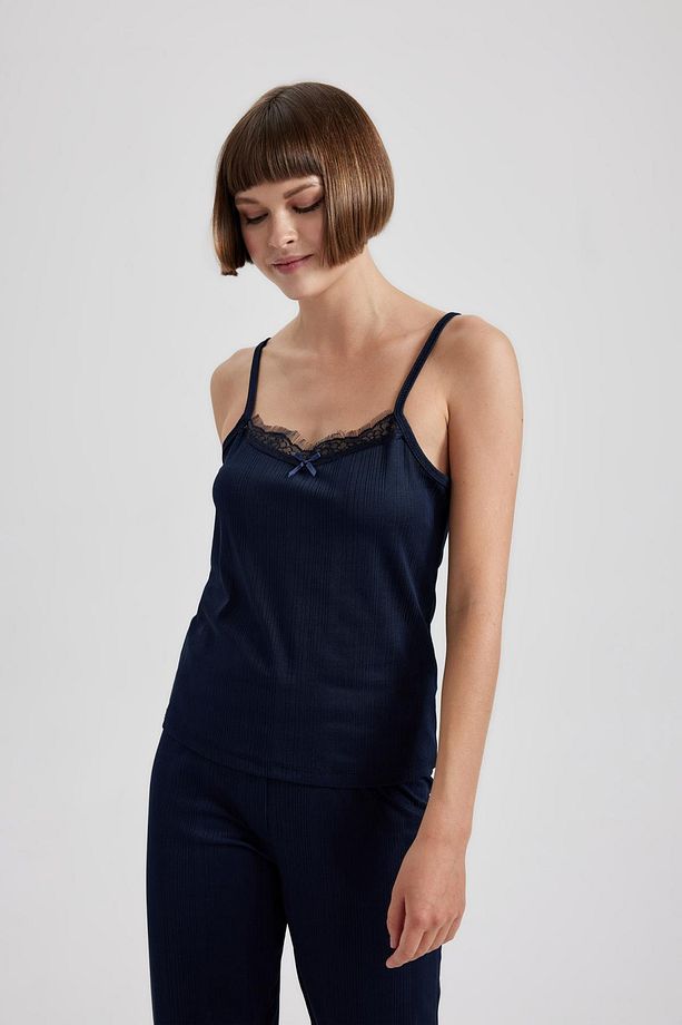 Fall in Love Regular Fit Askılı Pijama Üstü - 3