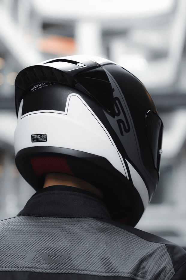 Rapıd 2 Race Deeper Mat Beyaz-siyah Kask (1 SİYAH 1 ŞEFFAF VİZÖR) - 6