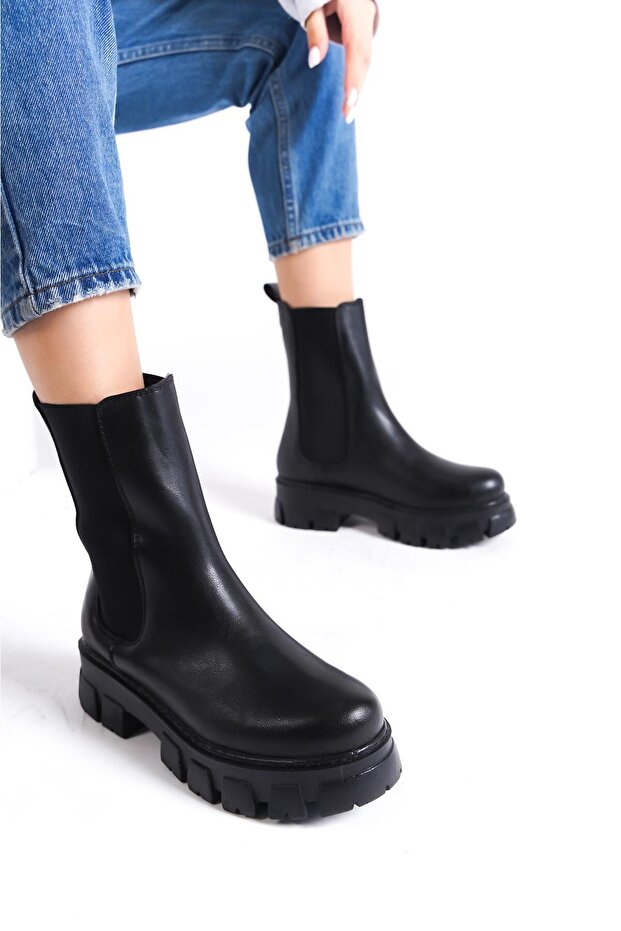 Daphe Lastikli Postal Bot - 4