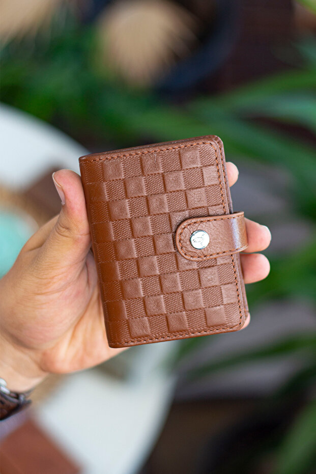 Beijing Genuine Leather Unisex Tan Card Holder Wallet with Plenty of Card Holders and External Placket