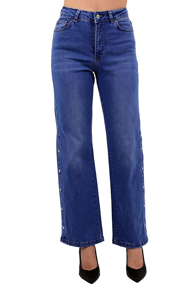 High Waisted Pocketed Unlined Women's Jeans with Snap Detailed Legs Jeans Light Blue Denim