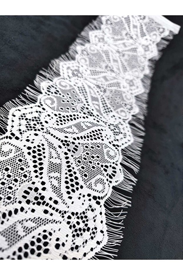 Bearded Lace EN 14 cm Length 1.5 Meters Ecru (Off White)
