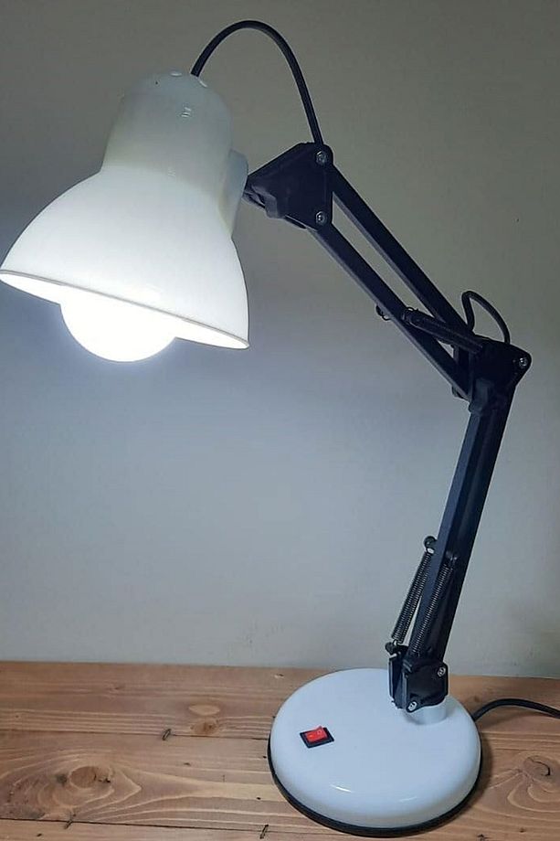 Masa Lambası Akrobat Tarzı Yüksekliği ve Açısı Ayarlanabilir Okuma Lambası Masa Işığı Aydınlatma - 5