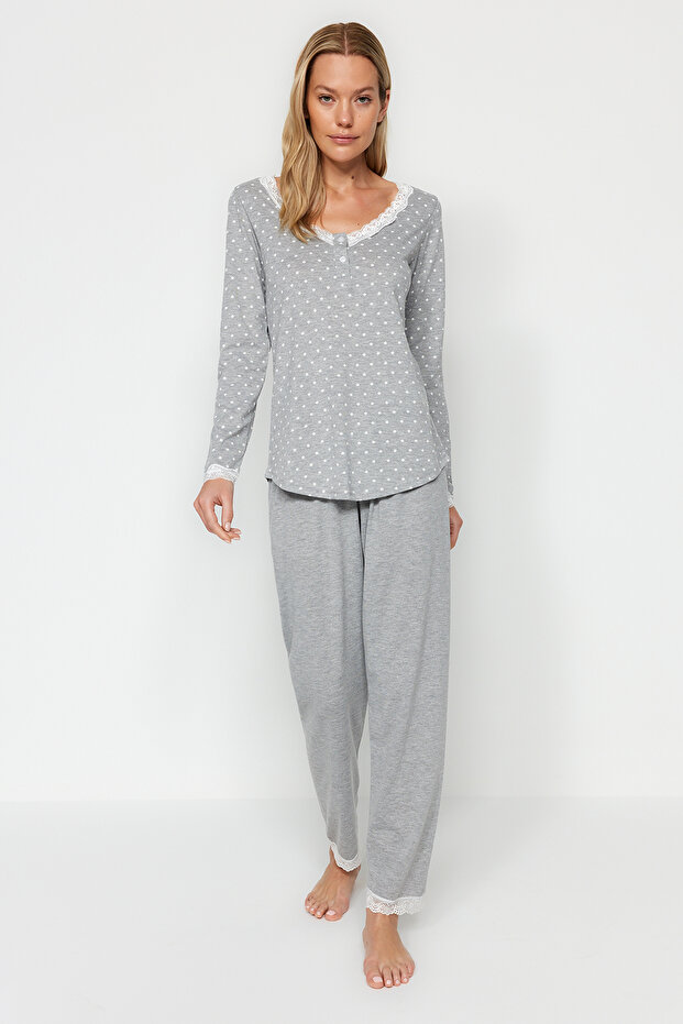 Gri Puantiyeli Dantelli Tshirt-Pantolon Örme Pijama Takımı THMAW24PT00182 - 2