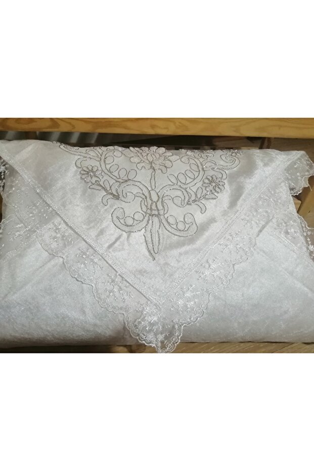 Guipure Embroidered Velvet Dowry Box Luxury Bundle Promise Engagement Wedding Bundle Table Coffee Table Machine Cover 90*90cma