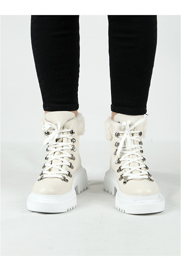 Hakiki Deri Kadın Bot - 4