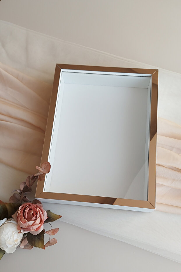 إطار ذاكرة باللون الأبيض والبرونزي العميق مقاس 30 × 40 سم لزهور اليوم الخاص!صندوق إطار الورد!