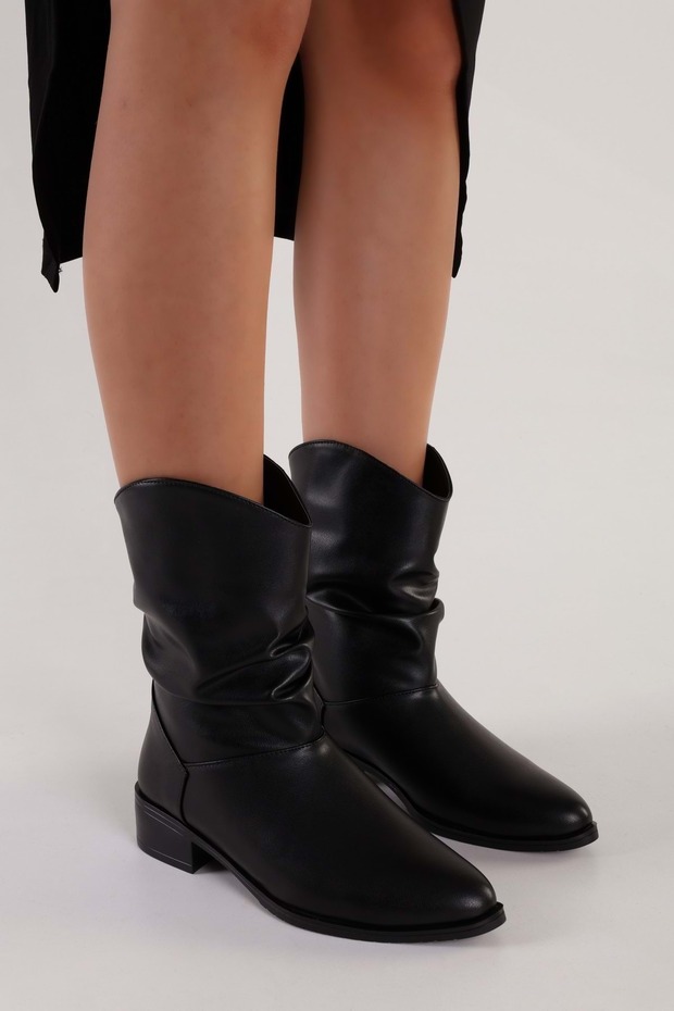 Női Archie fekete bőr fújtató lapos sarkú csizma fekete bőr - 3