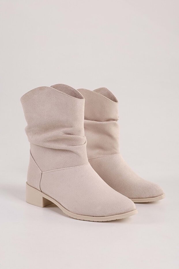 Női Archie bézs szarvasbőr csizma, lapos sarkú csizma bézs velúr - 4