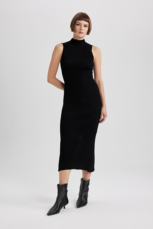 Fitted Vücuda Oturan Yarım Balıkçı Yaka Basic Düz Kolsuz Midi Triko Elbise B8134ax23wn - 3