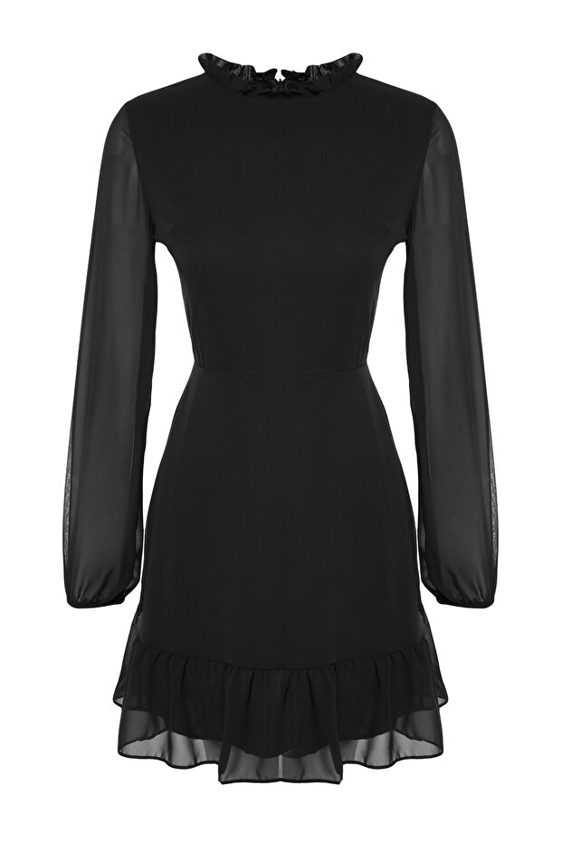Czarna szyfonowa sukienka mini - linia A, kołnierz stójka, falbana i podszewka, tkana na zimę Twoaw24El00722 - 12