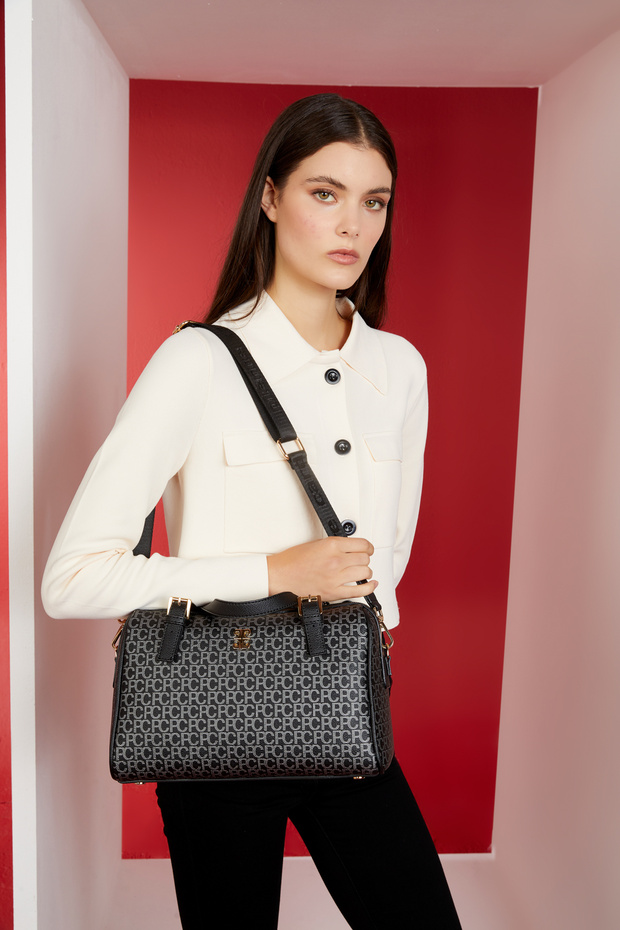 Black Small Alphabet Women's Shoulder Bag 05Po22Y1532