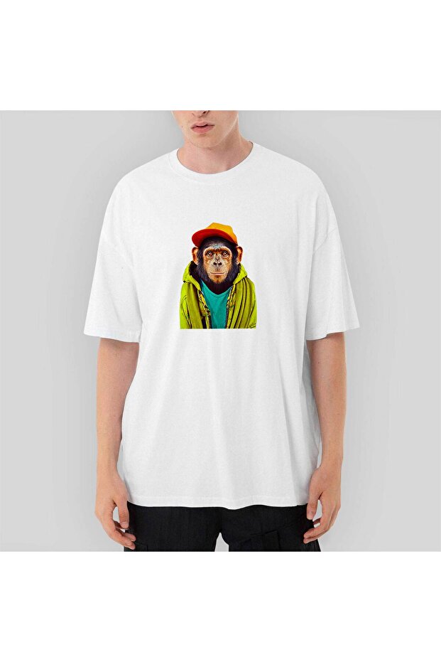 تي شيرت أبيض كبير الحجم من The Monkey M