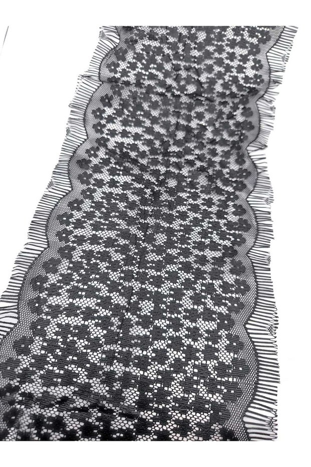 Bearded Lace EN 23 cm Length 1.5 Meters Ecru (Off White) - Black