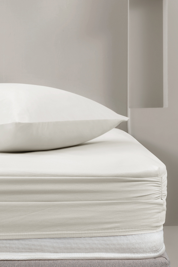 Noah Ecru Color Elastic Bed Sheet - 1