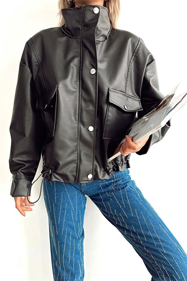 سترة جلدية بجيب كبير - 3