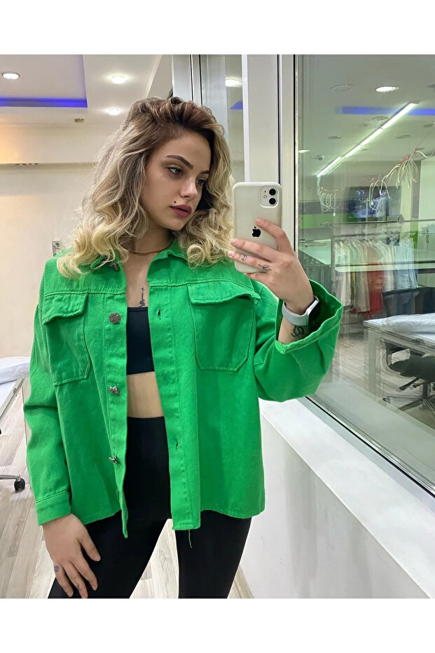 Women's Green Oversize Comfortable Fit Long Sleeve Pocket Shirt Jacket