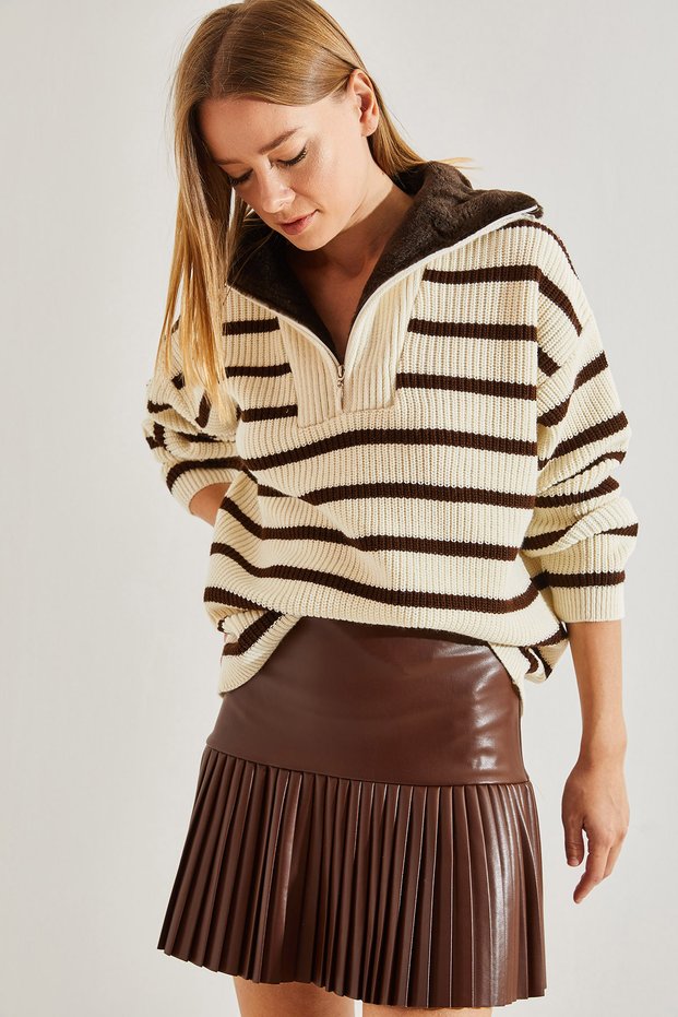 Women's Beige Brown Fur Collar Striped Zippered Knitwear Sweater 20234217