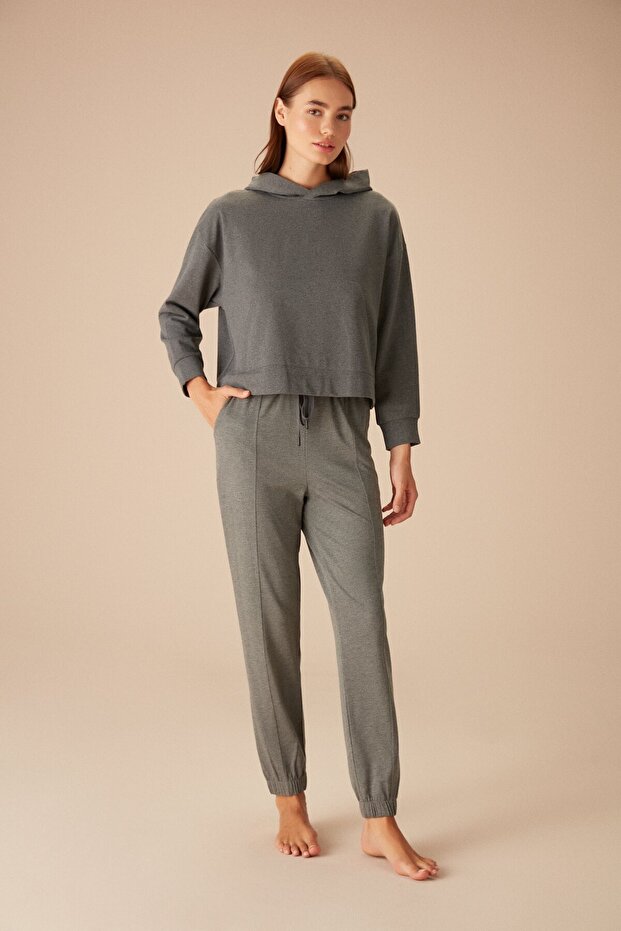 Comfy Sweatsuit - 2