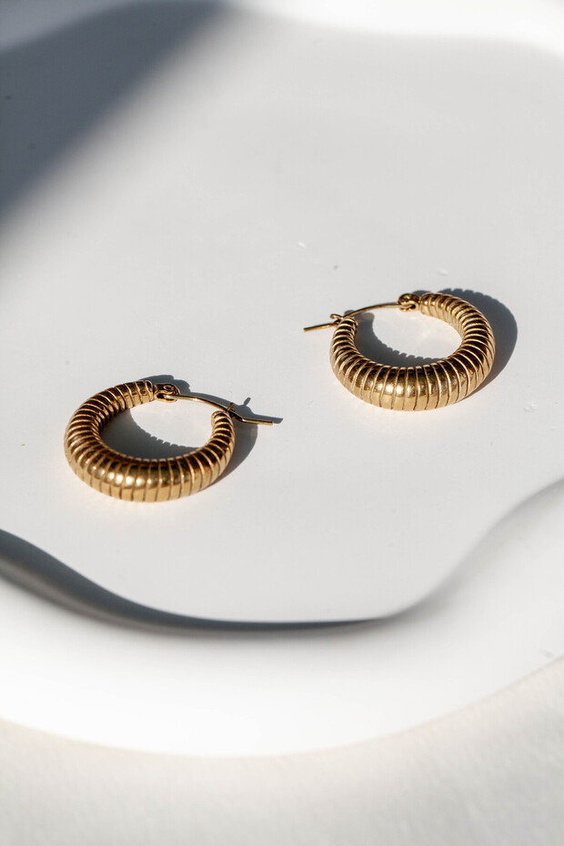 حلق حلقي متعرج