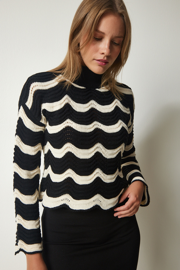 Women's Black Patterned Crop Knitwear Sweater CI00096