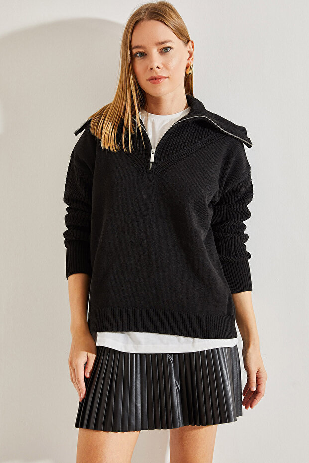 Women's Black Turtleneck Zippered Knitwear Sweater 20234197