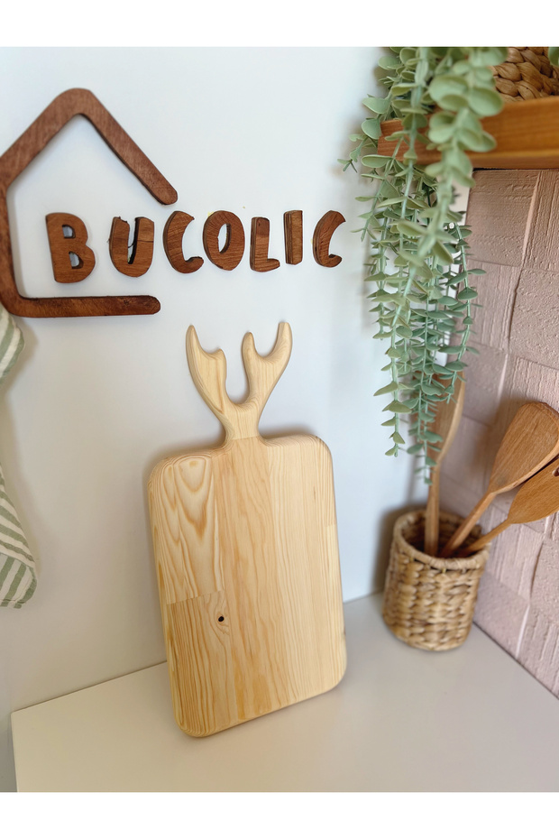 Geyikli Wooden Presentation and Cutting Board, Decorative Wooden Pine Single