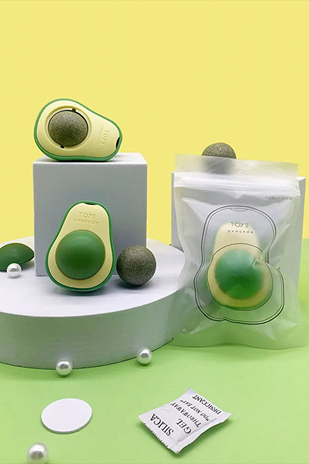 Cat Toy with Avocado and Catnip - 4
