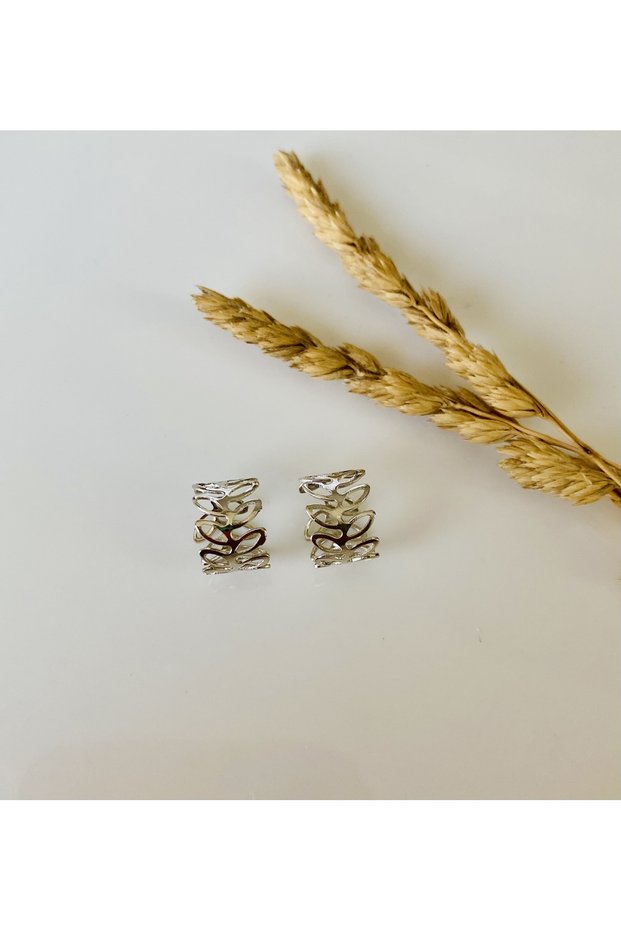 Stainless Steel Leaf Detailed Cartilage Earrings & Hair Earrings