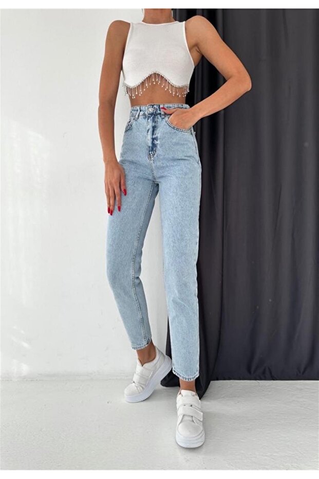 Light Ice Blue Snow Wash Mom Jean (Buy 1 size larger)