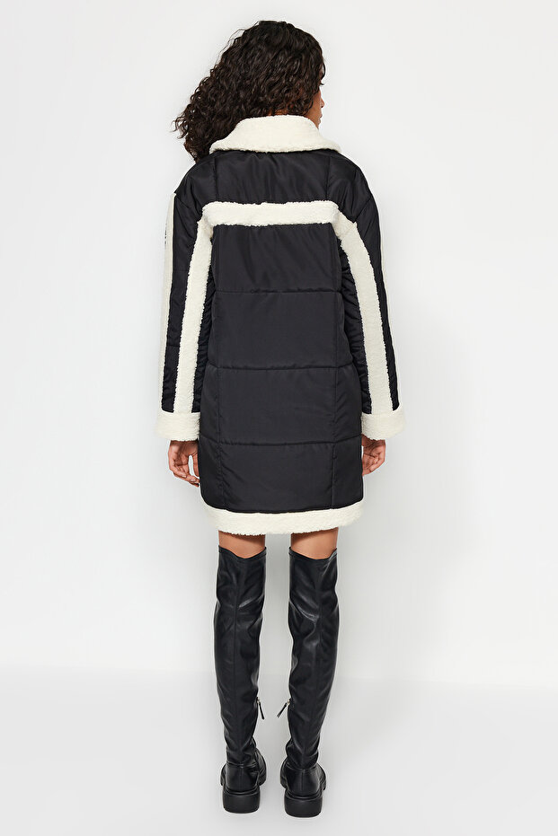 Black Plush Detailed Puffer Jacket TWOAW24MO00361 - 6