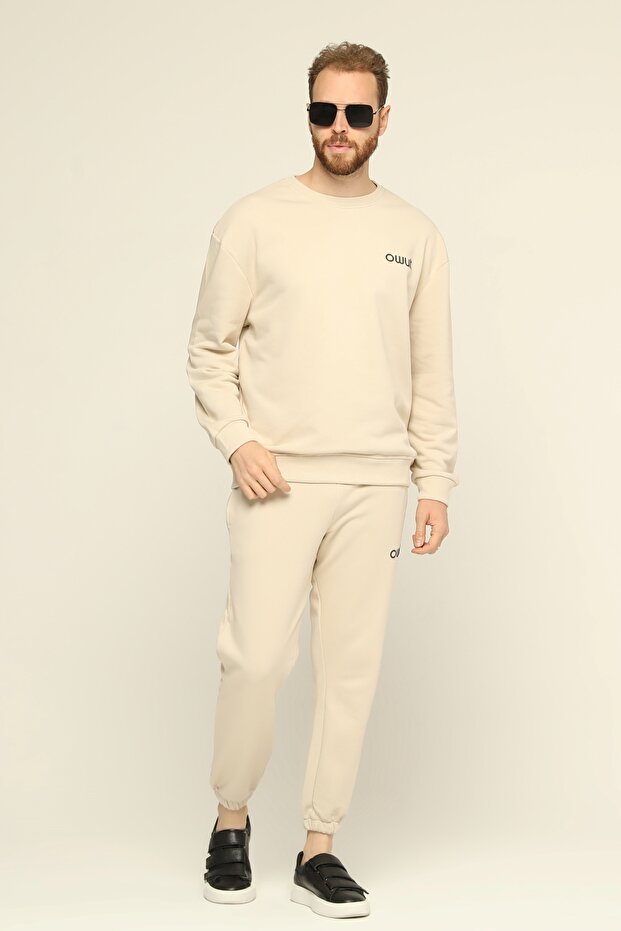 طقم رياضي أساسي بتفاصيل مطبوعة سادة للرجال - 2