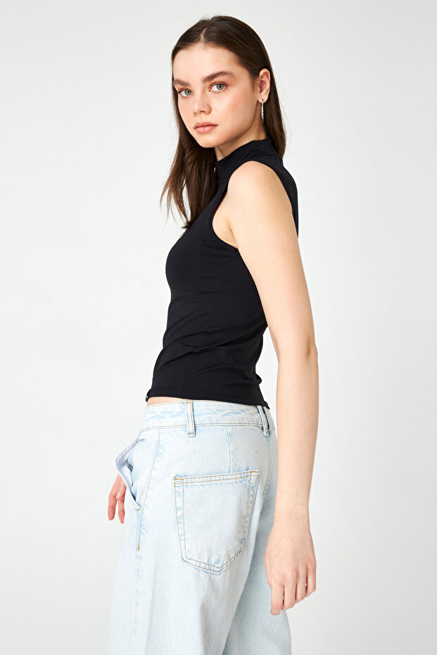 Kadın Siyah Kolsuz Soft Touch Basic Bluz - 4