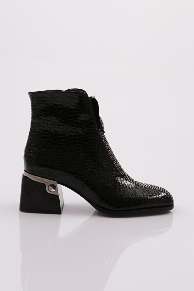 Women's Heeled Boots Black Crocodile 421193488