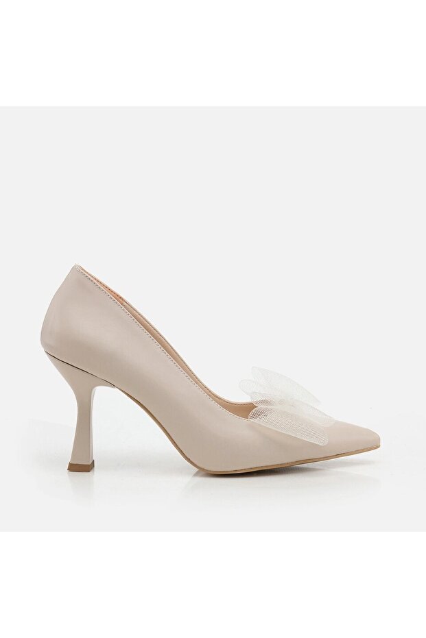 Women's Beige Stiletto - Pedestrian Model