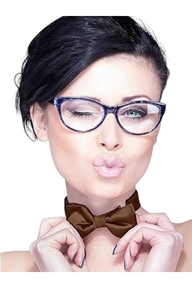 ربطة عنق نسائية من الساتان بلون سادة
