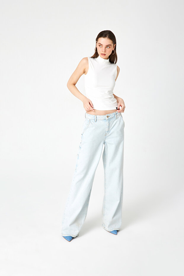 Kadın Beyaz Kolsuz Soft Touch Basic Bluz - 5