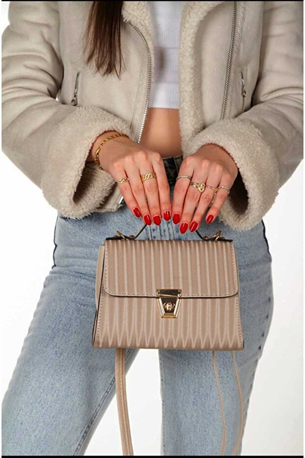 GEANT DE UMĂR DIN nurcă - 1