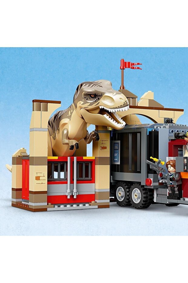 ® Jurassic World T. rex ve Atrociraptor Dinozor Kaçışı 76948 - Oyuncak Yapım Seti (466 Parça) - 9
