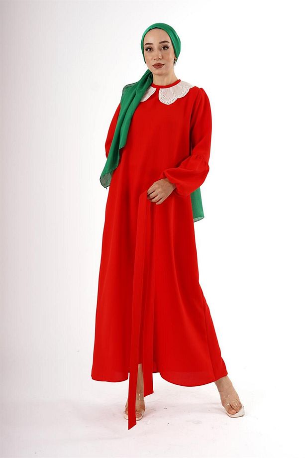 Krep Dantelli Yakalı Elbise - 3