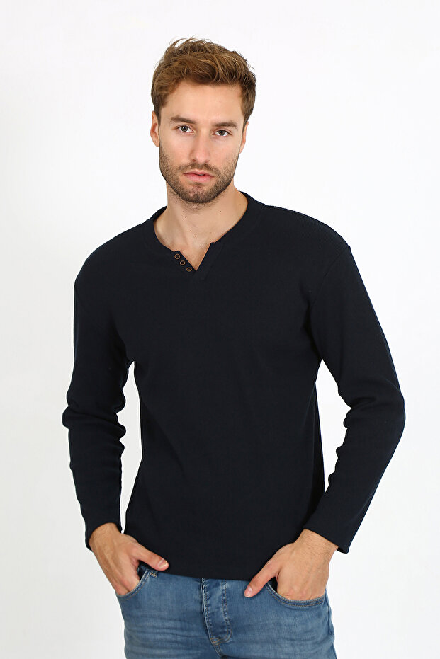 5524 NEW SEASON V CUT BUTTONED CASE Pullover