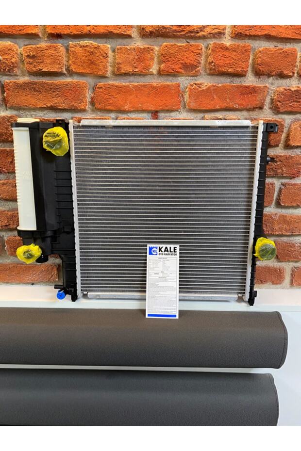 Bmw 3 E30 (82-) - E36 (90-) E36 Compact (94-) Radyatör 349000 - 1