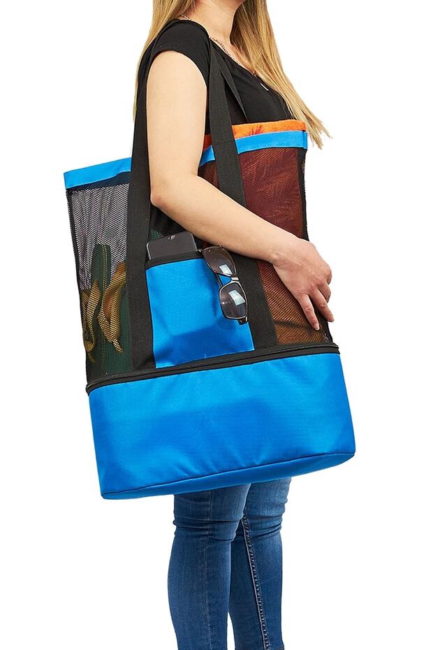 Thermos Beach Bag with Cold and Freezer Compartments