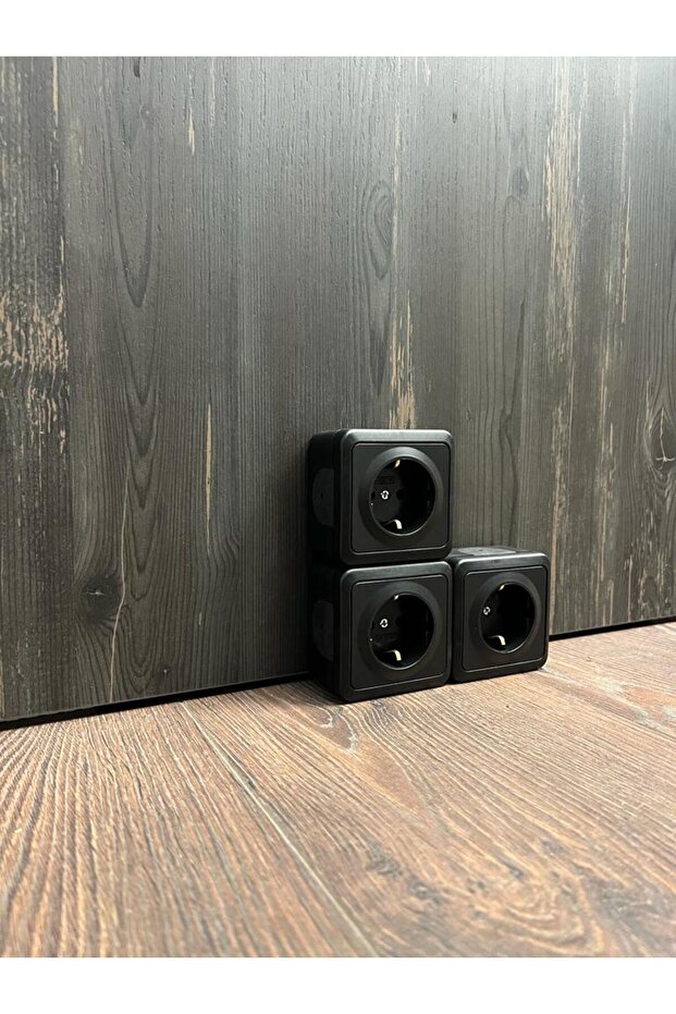 مقبس أرضي ثلاثي مثبت على السطح أسود Nead Multima - 1