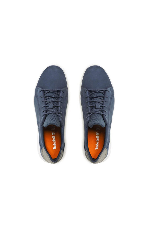 Low Lace Up Sneaker - 2