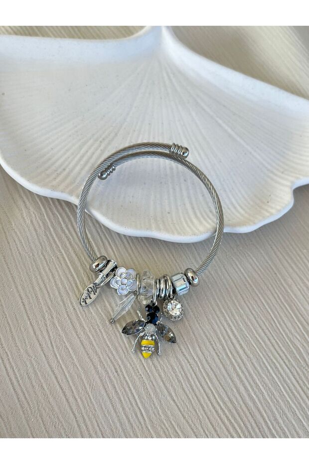 Çelik Model Bileklik Arı Charmlı - 2