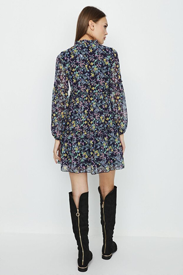 Desenli Şifon Elbise - 5