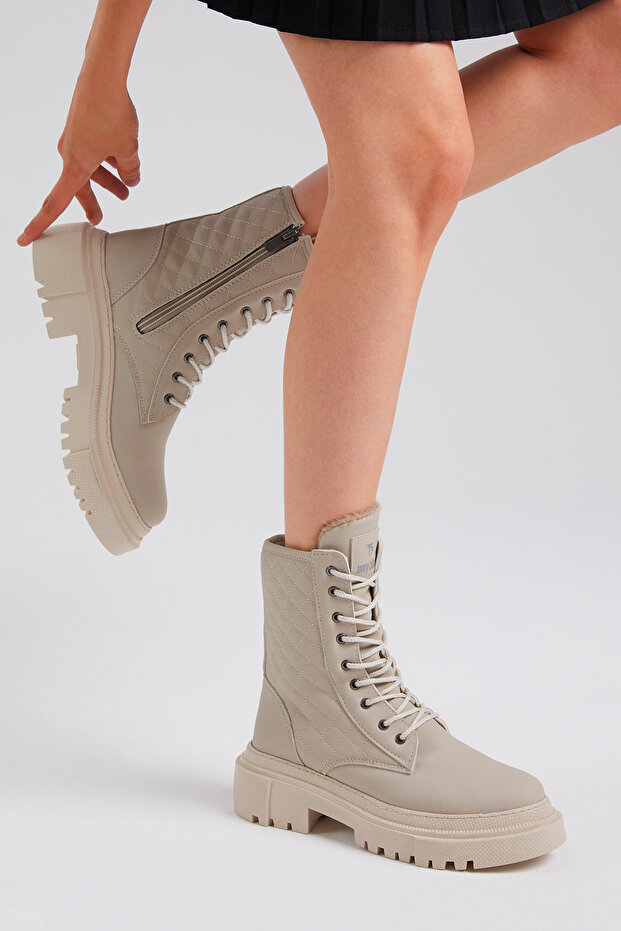 Női krémszínű bőr steppelt mintás kényelmes szabású, fűzős hosszú csizma - 5