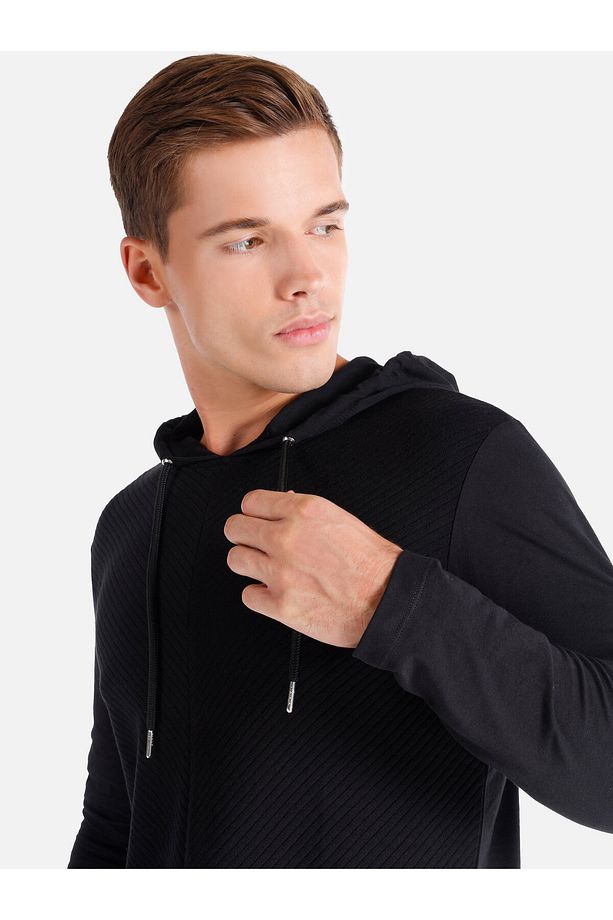 Regular Fit Kapüşonlu Siyah Erkek Uzun Kol Tişört - 4