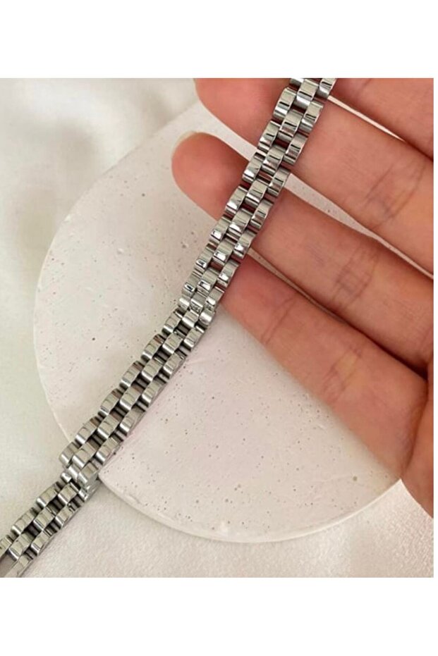 نموذج سوار الصلب